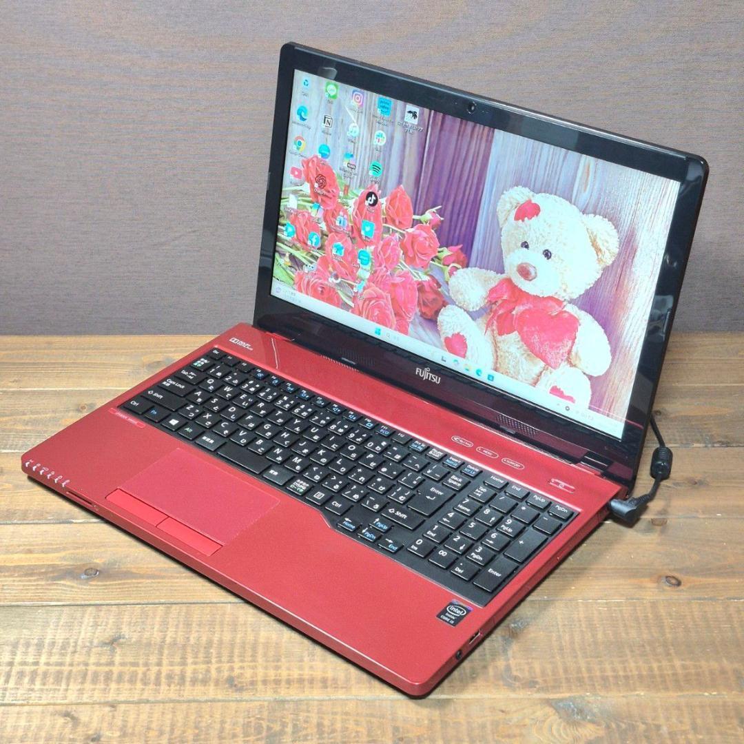 在宅ワークに最適！初心者設定済 最新Windows11 ノートパソコン 194