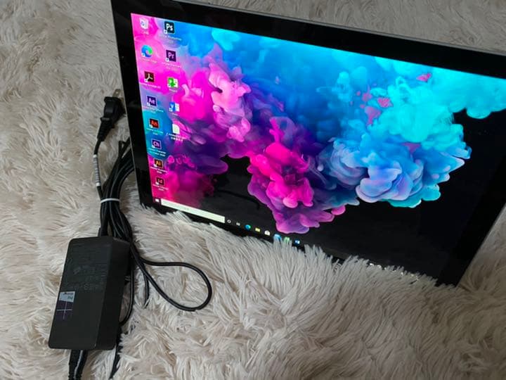 Surface Pro 2017 256GB メモリ8GB