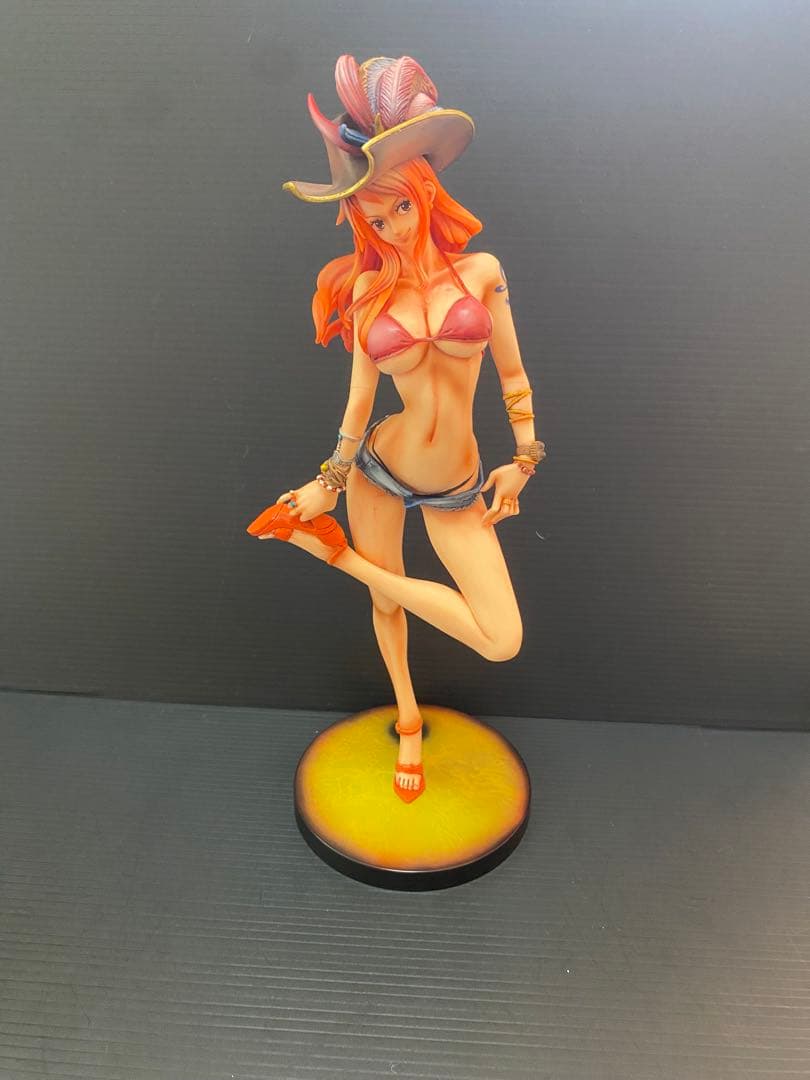 ナミ リペイントフィギュア　ONE PIECE NAMI ワンピース