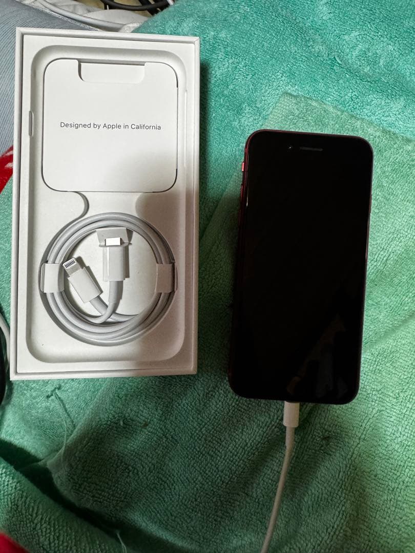 も*ち様 Apple iPhone SE (第2世代) 64GB (PRODUC