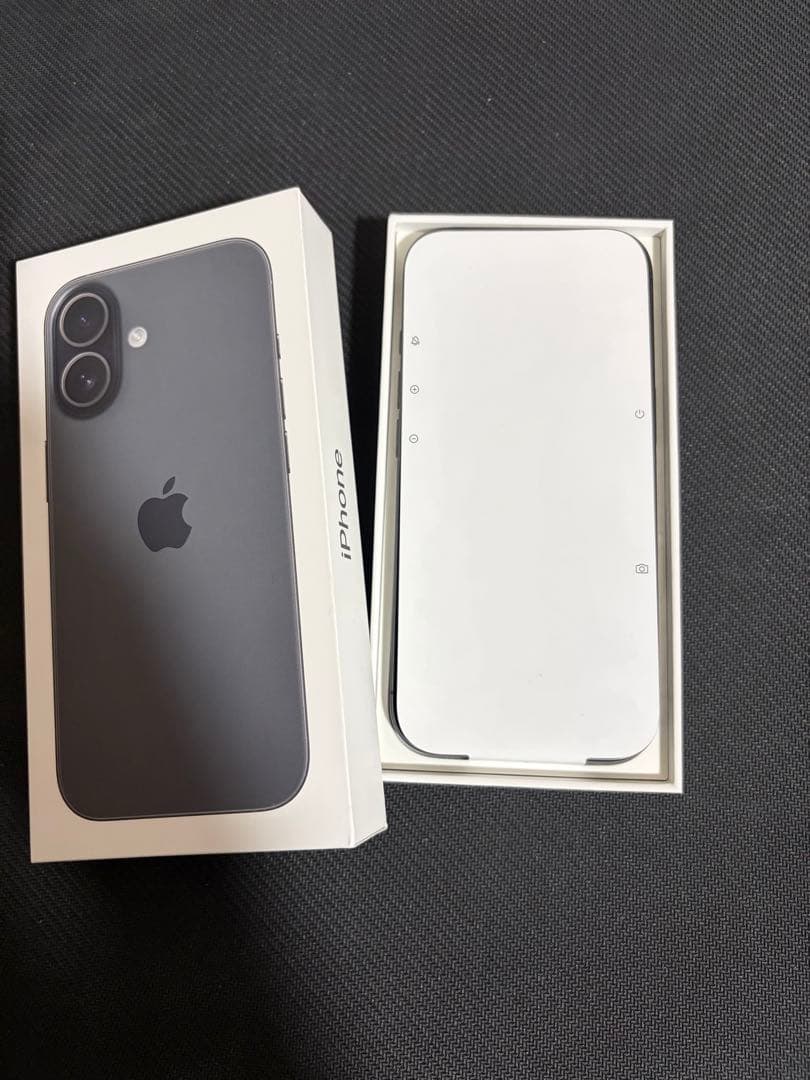【美品】公式ストア品 SIMフリー iPhone17 256GB ブラック色