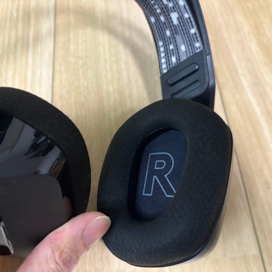 LOGITECH G733 ワイヤレスゲーミングヘッドセット