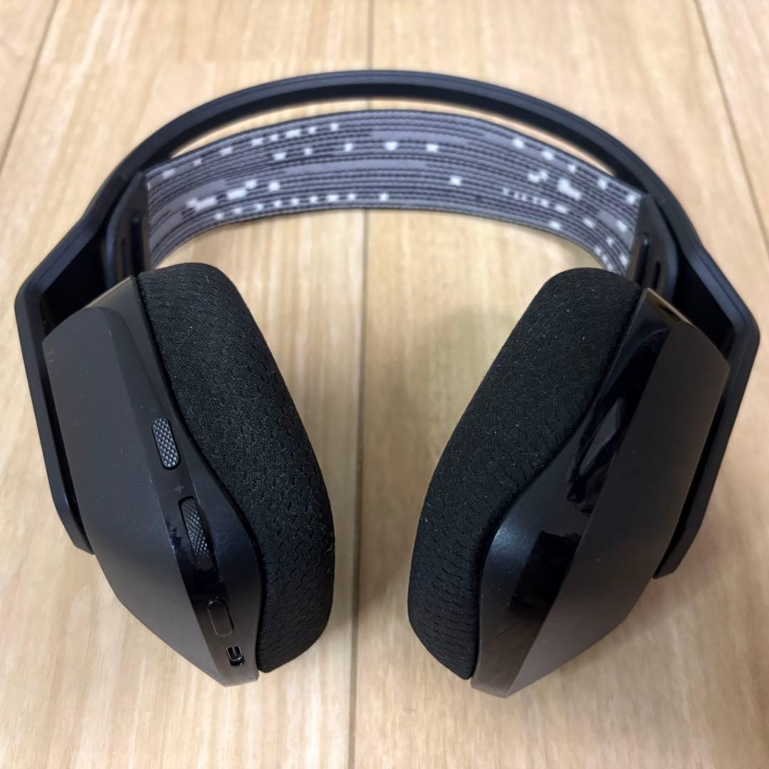 LOGITECH G733 ワイヤレスゲーミングヘッドセット
