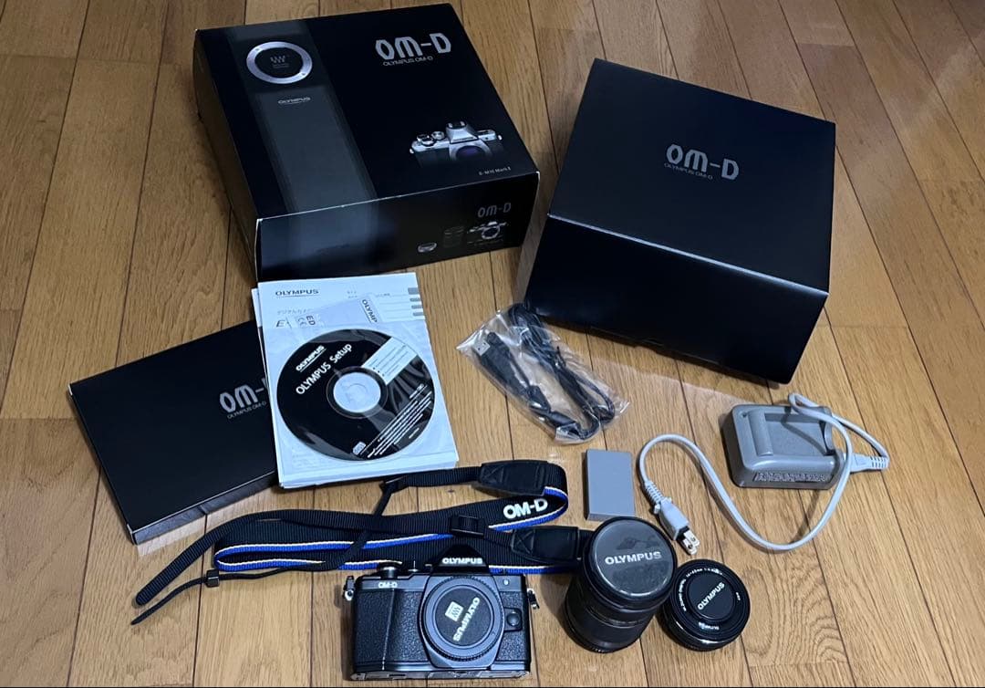 OLYMPUS OM-D E-M10 MarkⅡダブルズームキット