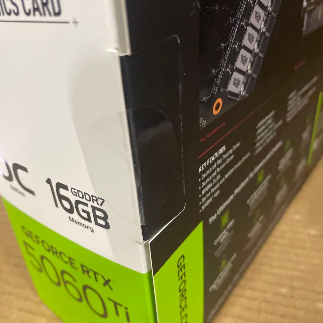 ASUS NVIDIA GeForce RTXTM 5060Ti ビデオカード