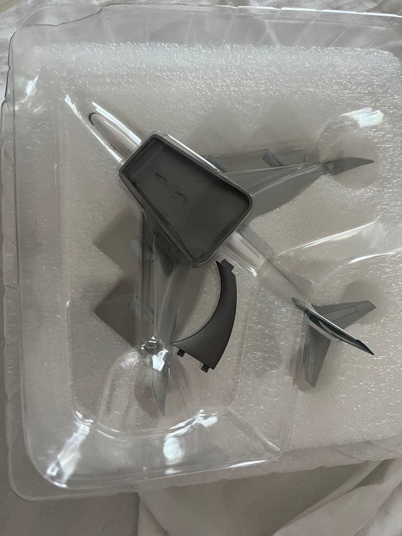 Cathay Pacific キャセイパシフィック　747-8F 1/400