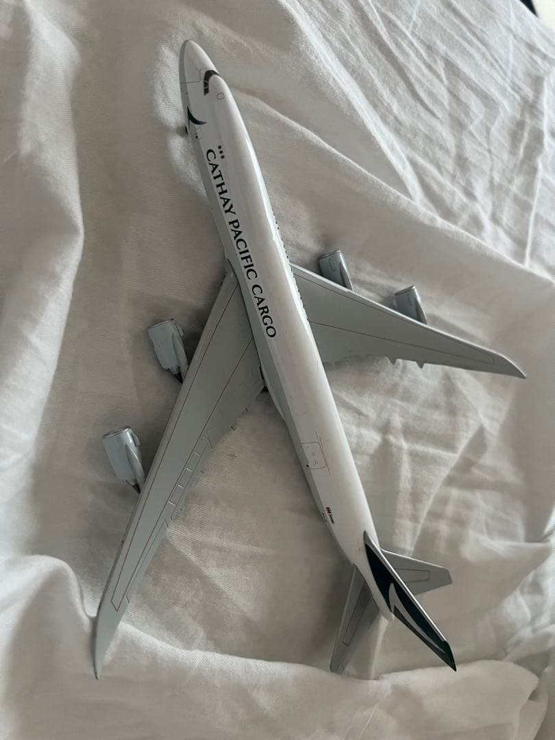 Cathay Pacific キャセイパシフィック　747-8F 1/400