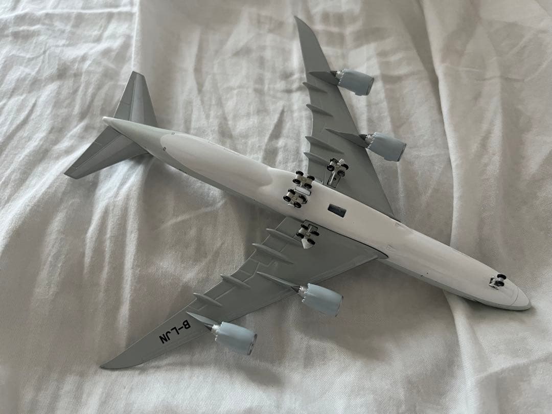 Cathay Pacific キャセイパシフィック　747-8F 1/400