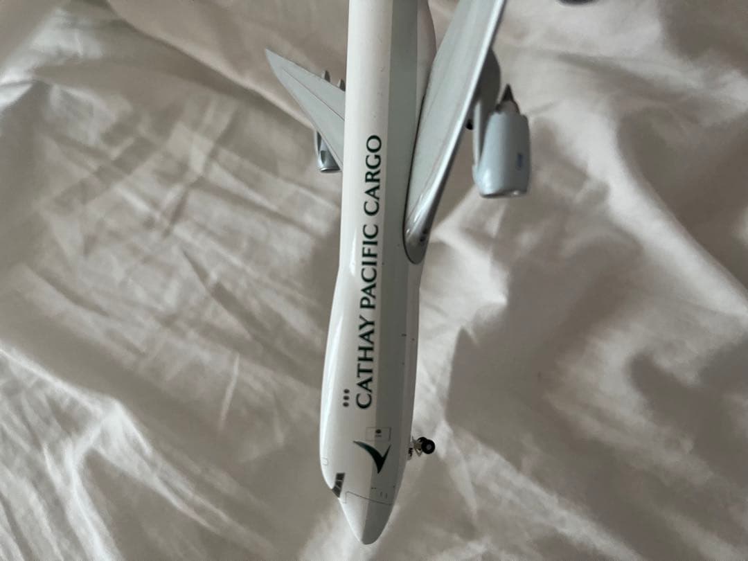 Cathay Pacific キャセイパシフィック　747-8F 1/400