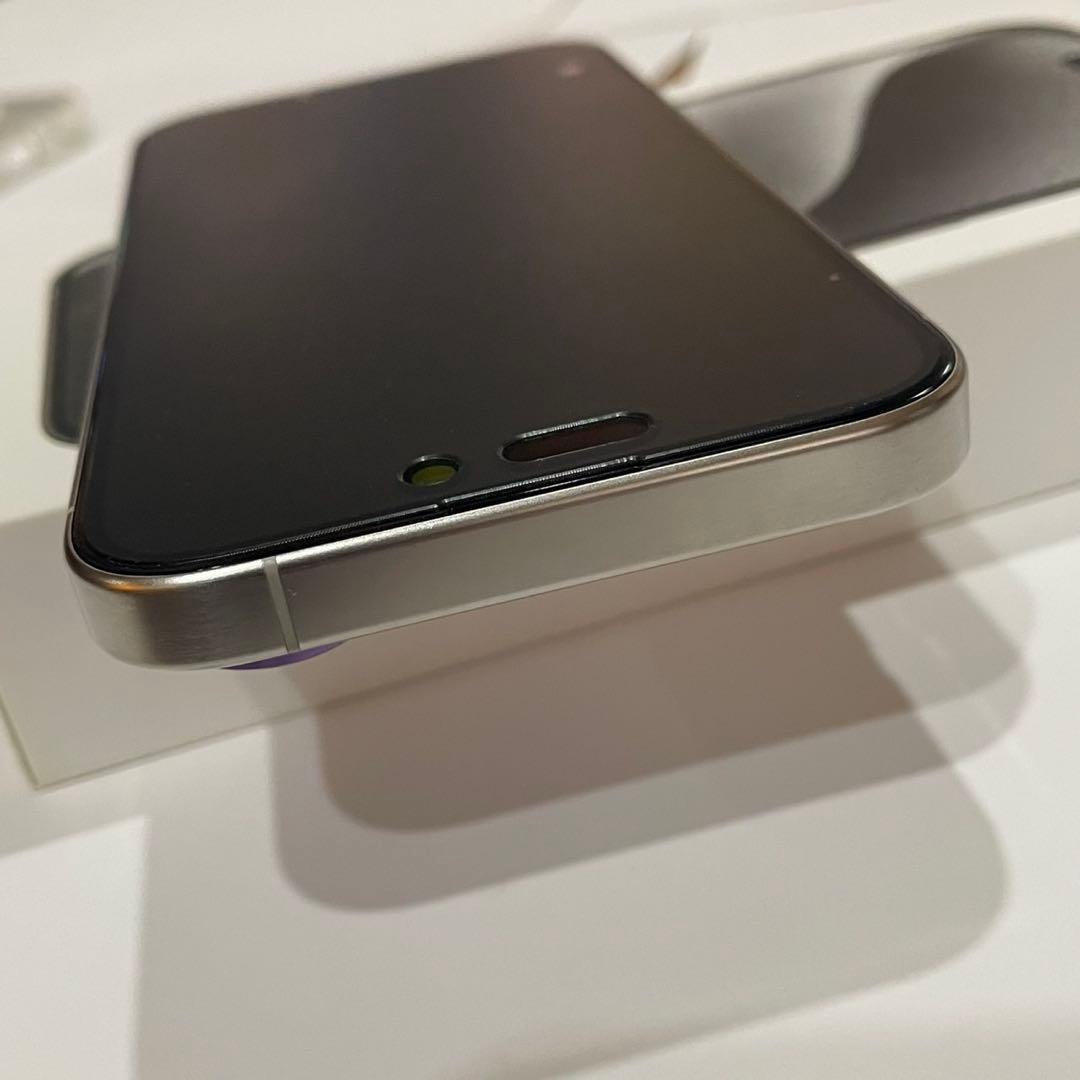 iPhone 15 Pro 256GB ホワイト チタニウムSIMフリー