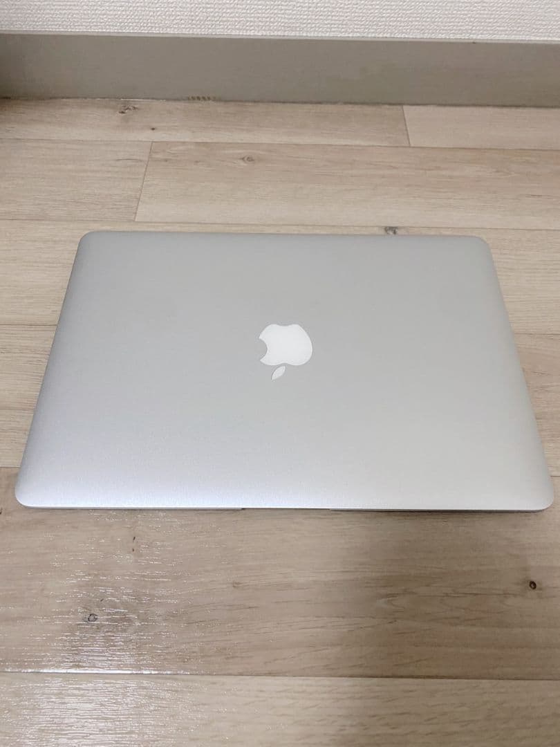 【SSD256GB 上位モデル】MacBook Air 13インチ