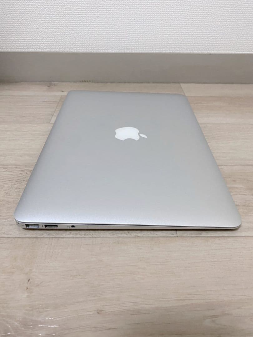 【SSD256GB 上位モデル】MacBook Air 13インチ