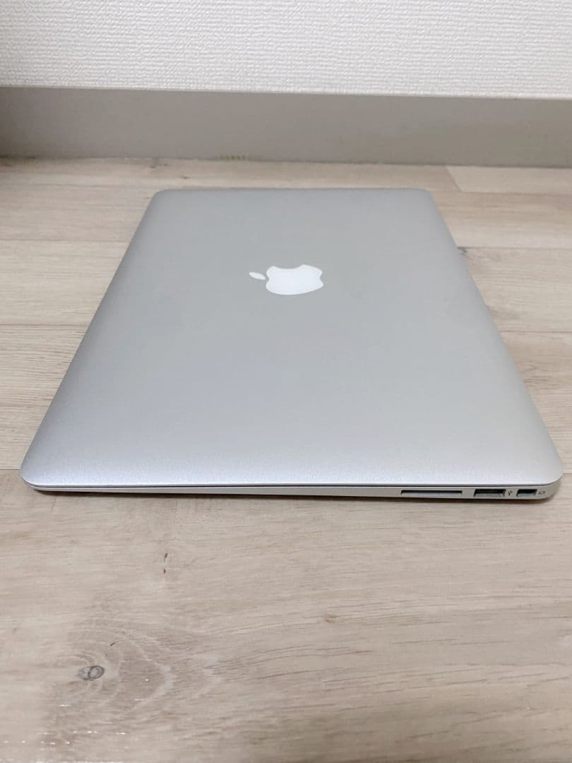 【SSD256GB 上位モデル】MacBook Air 13インチ