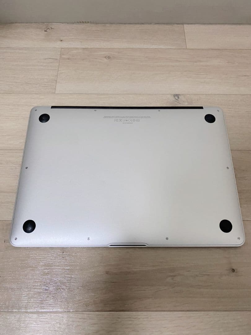 【SSD256GB 上位モデル】MacBook Air 13インチ