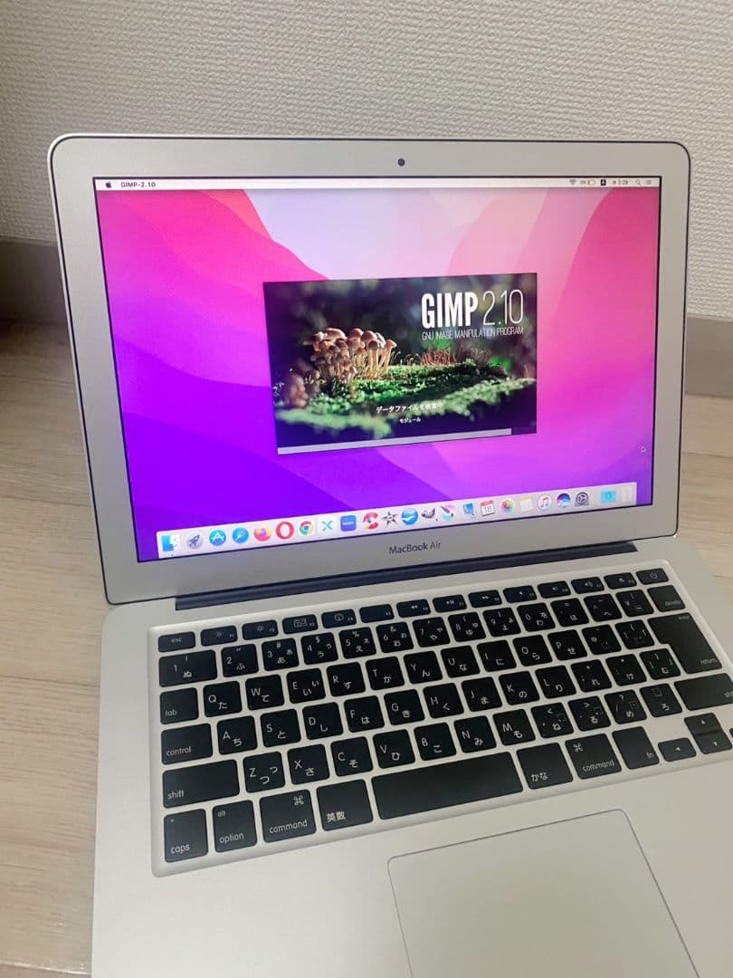 【SSD256GB 上位モデル】MacBook Air 13インチ