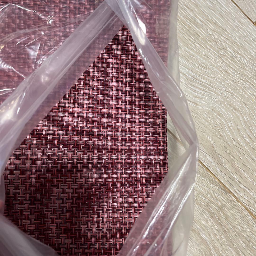 新品、未使用　Chilewich マット　ランチョンマット　4枚　ボルドー