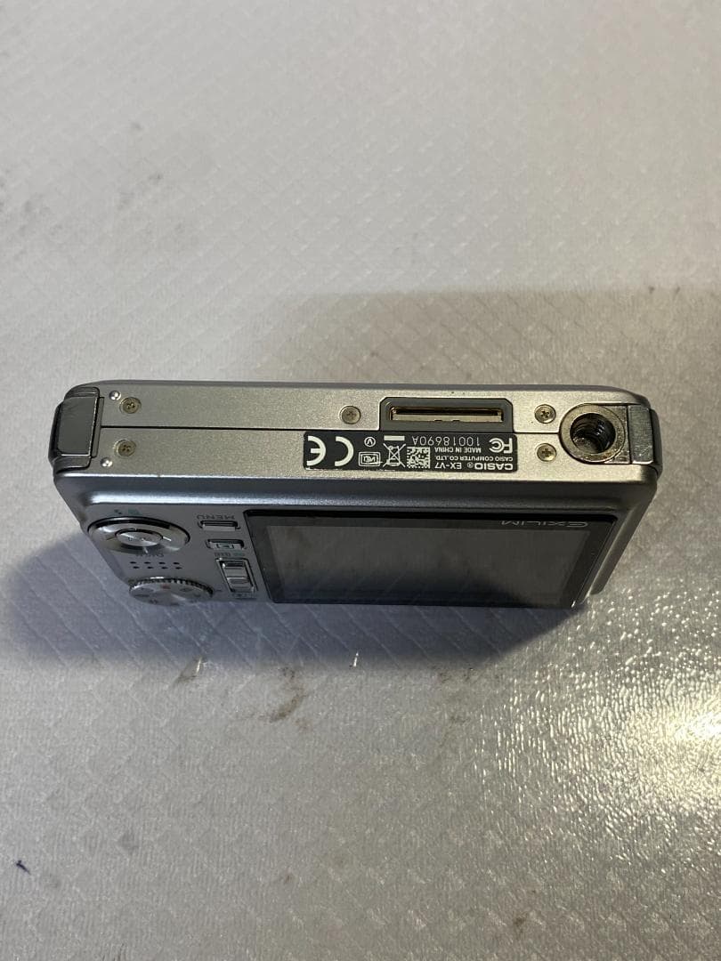 デジタルカメラ CASIO EXILIM EX-V7 #867