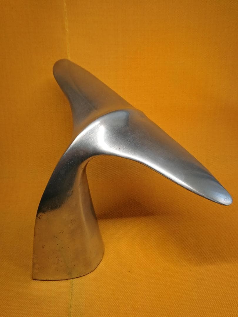 【美品】ビンテージ　鯨　金属　置物　インテリア　工芸品　美術品　A2509