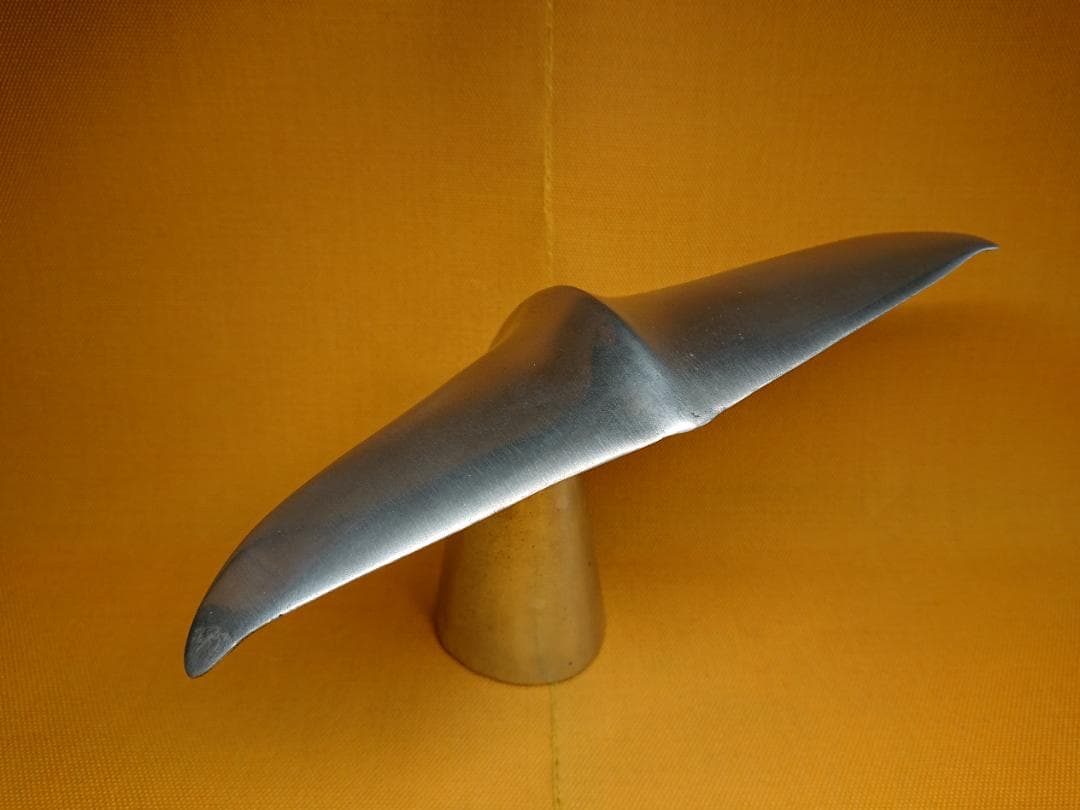 【美品】ビンテージ　鯨　金属　置物　インテリア　工芸品　美術品　A2509