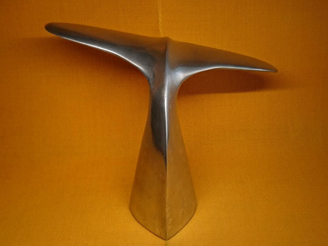 【美品】ビンテージ　鯨　金属　置物　インテリア　工芸品　美術品　A2509