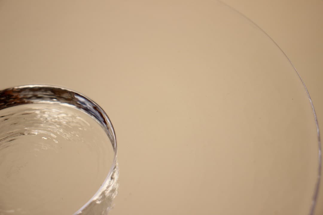 未使用　Sghr　スガハラ　菅原工芸硝子　リップルプレート　２４cm　クリア