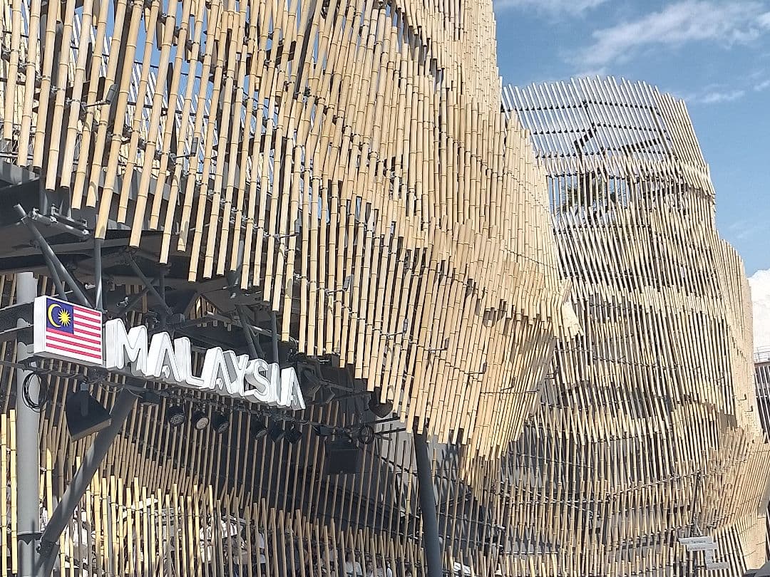 ♥万博。「関西万博 マレーシア パビリオン記念ピンバッジ 3個セット」。