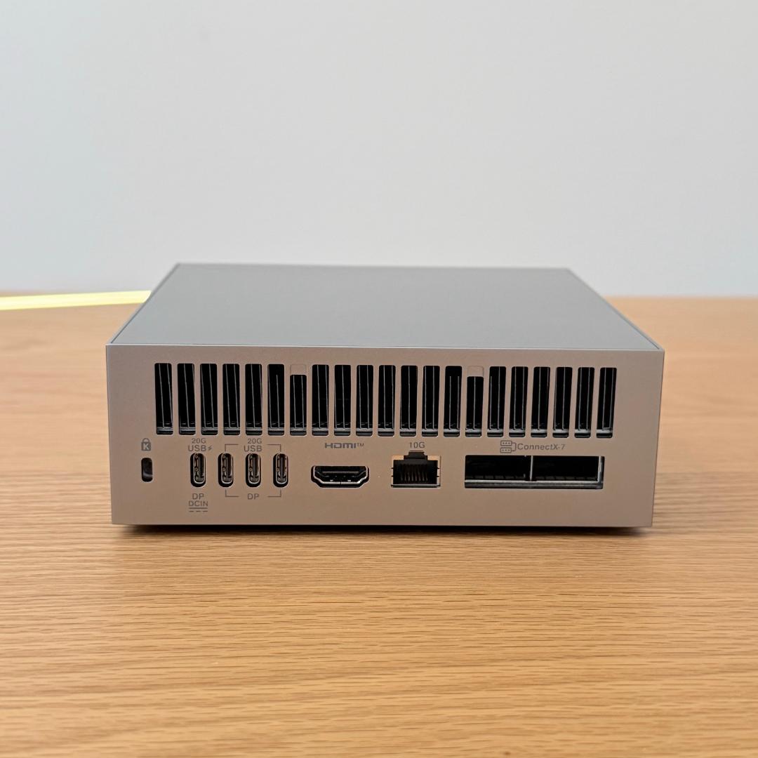 【新品・日本未発売モデル】ASUS Ascent GX10 4TB スパコン