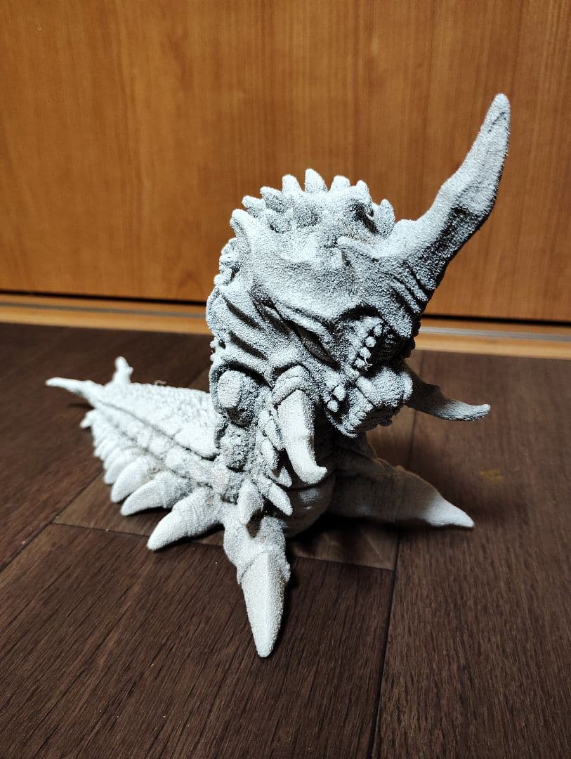 ムービーモンスターシリーズ　バトラ幼虫　リペイント