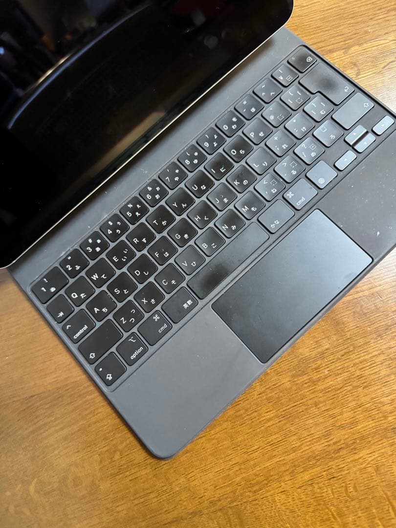 <3/8 23:59迄特価>iPad Pro 12.9Magickeybord付