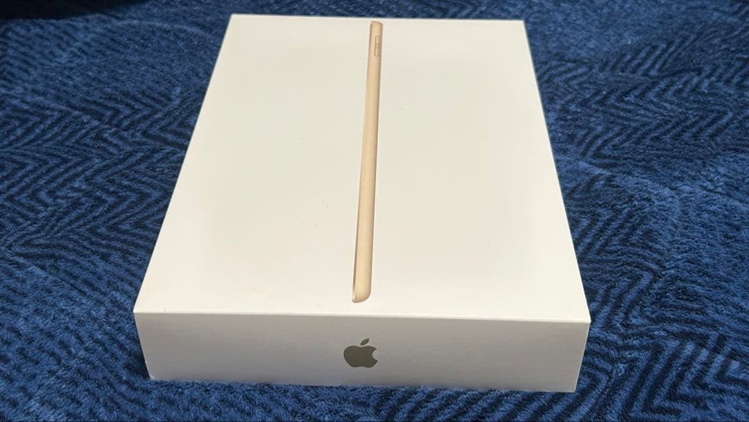 （美品）iPad 9.7インチ 第5世代 Gold 32GB WiFiモデル