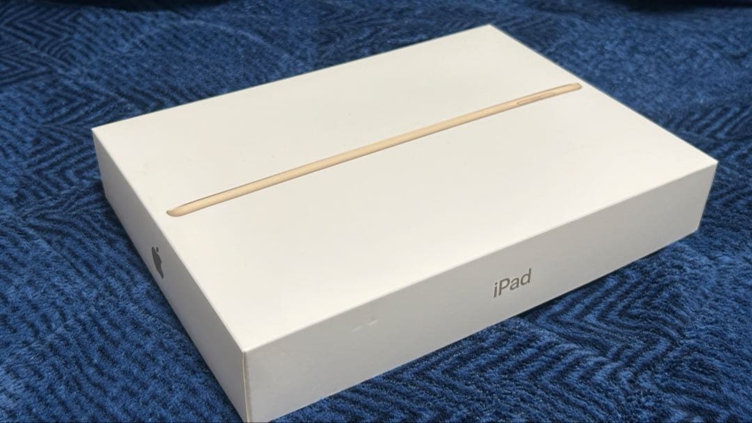 （美品）iPad 9.7インチ 第5世代 Gold 32GB WiFiモデル