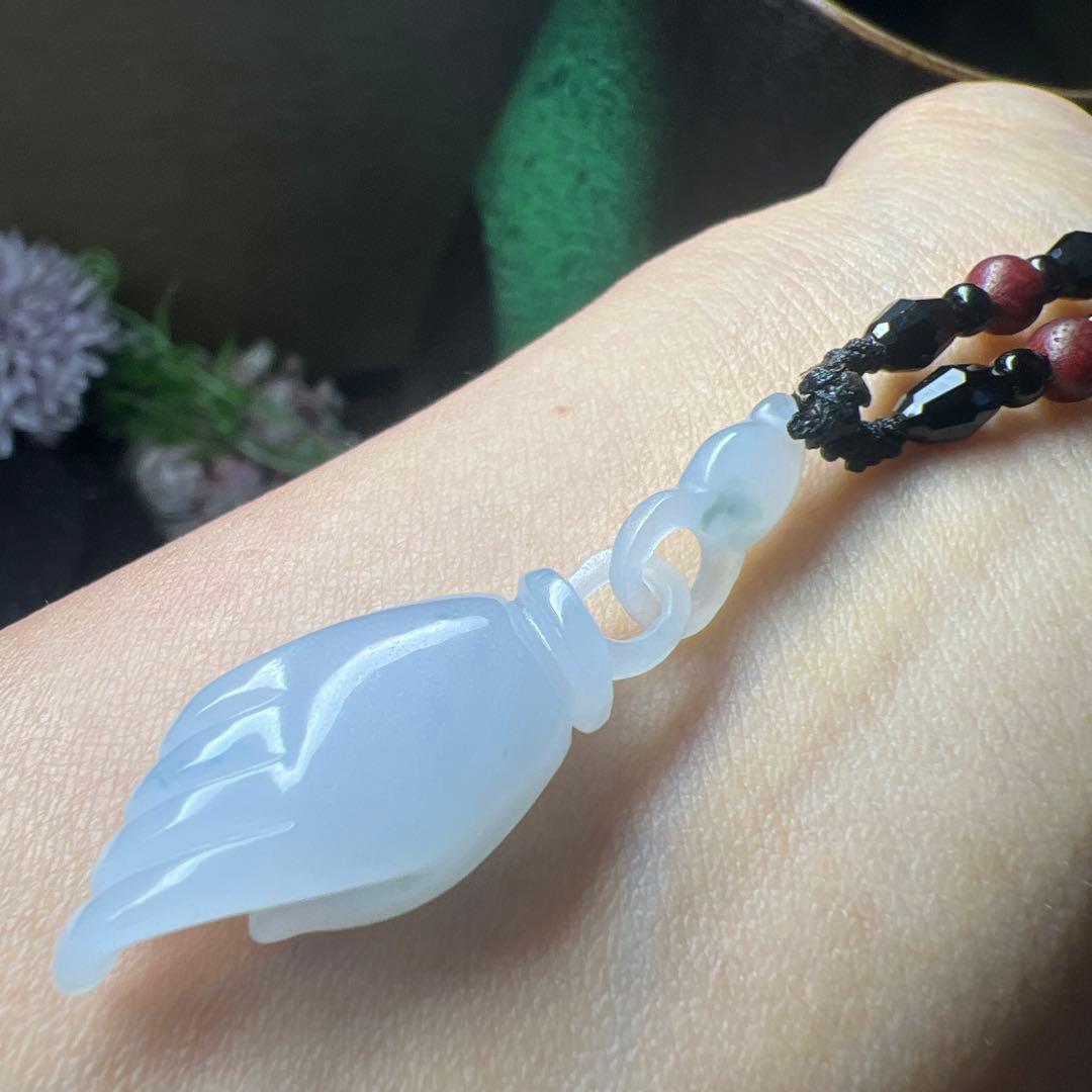 本翡翠、氷種、花柄レア、精工護主ネックレス