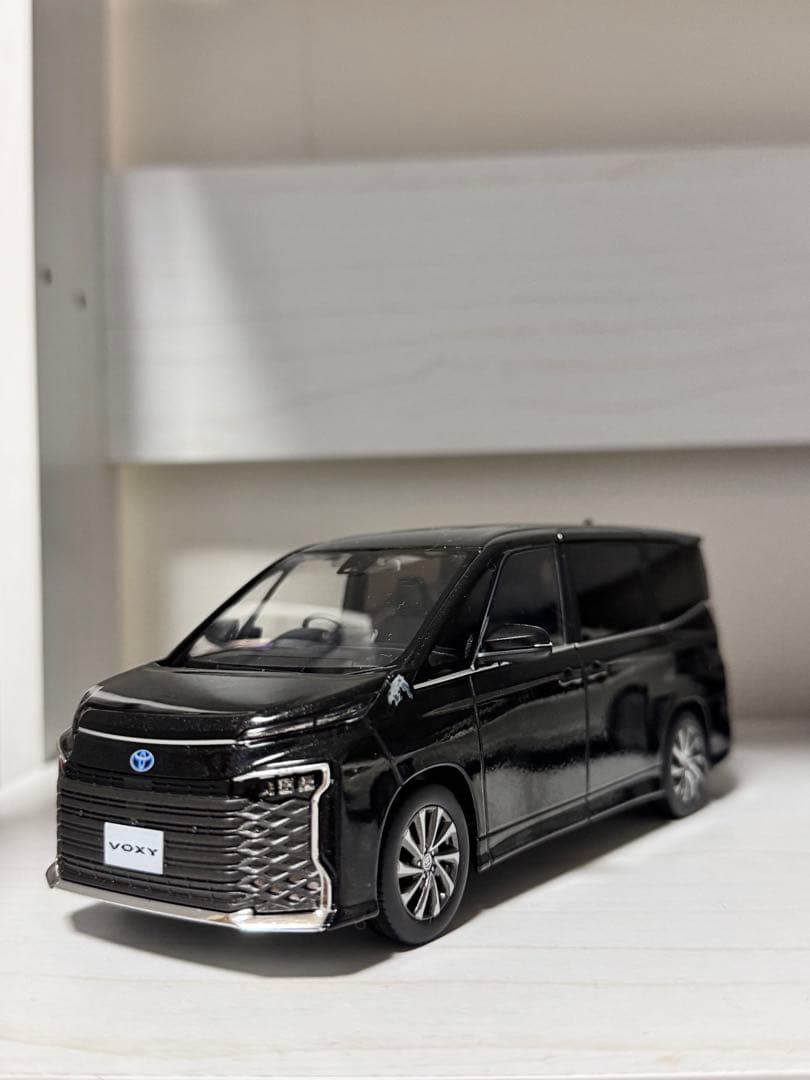 シエンタ ヴォクシー カラーサンプル ミニカー　1/30