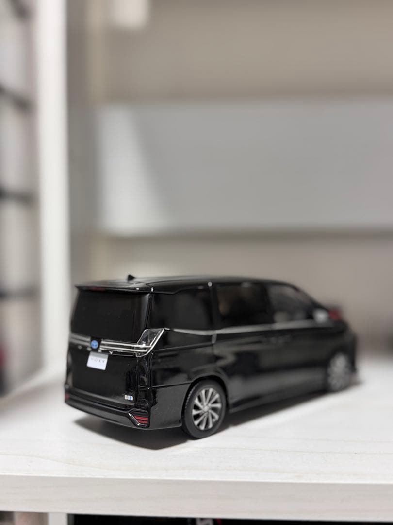 シエンタ ヴォクシー カラーサンプル ミニカー　1/30