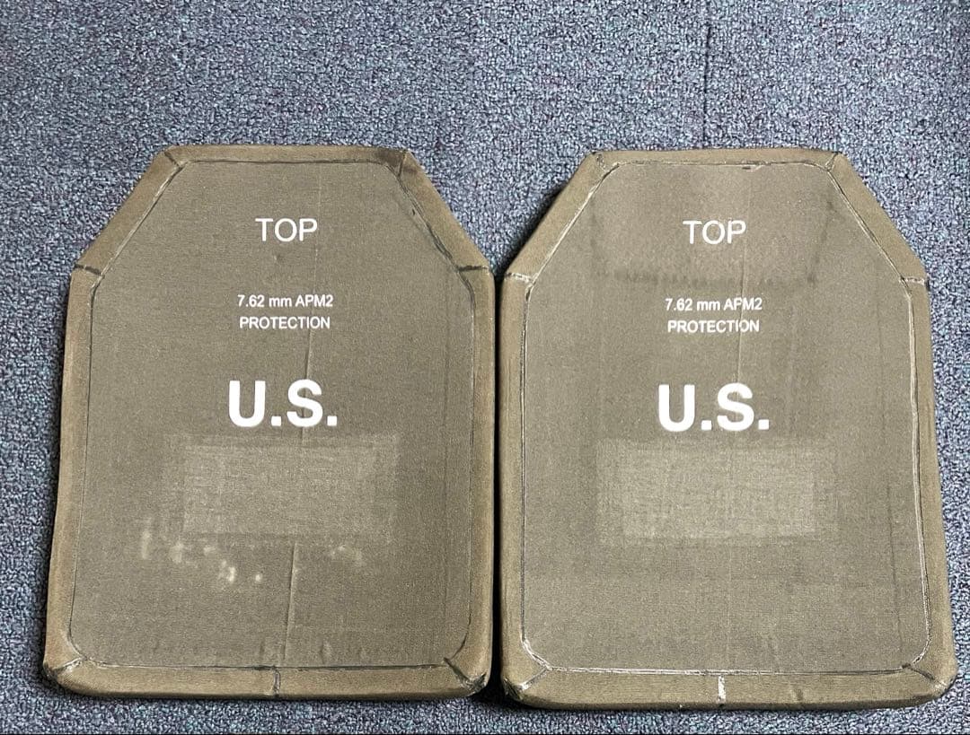 劇レア 米軍実物 USED品　キャリアプレート Mサイズ 2枚組