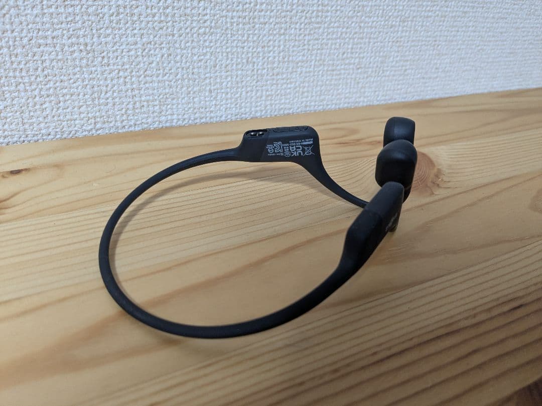 【美品】【充電アダプター付き】Shokz OPENRUN