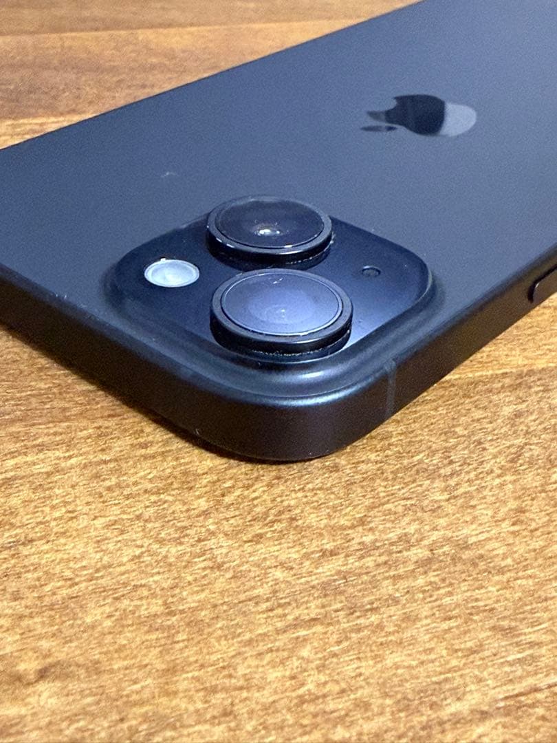 iPhone15 128GB SIMフリー ガラスフィルム付き　バッテリー88%