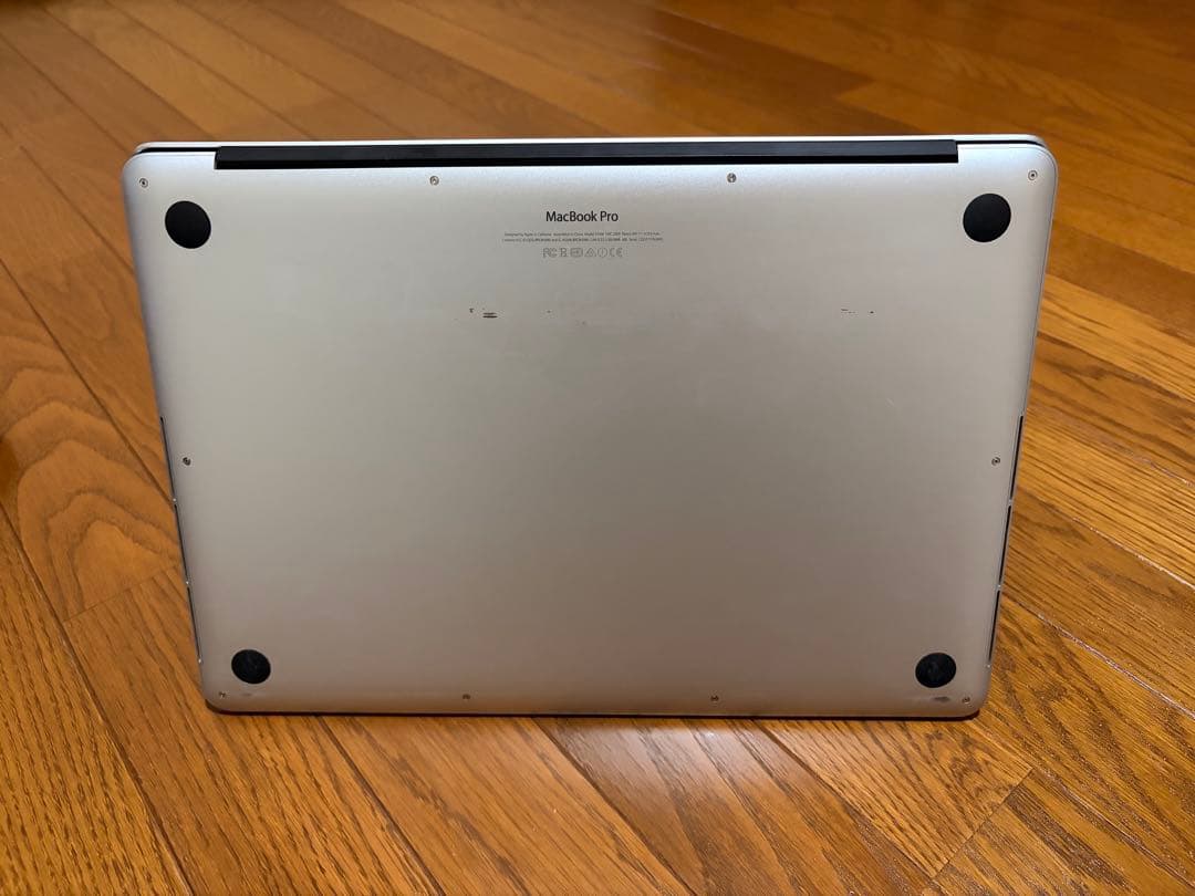 MacBook Pro 15インチ SSD256 メモリ16GB