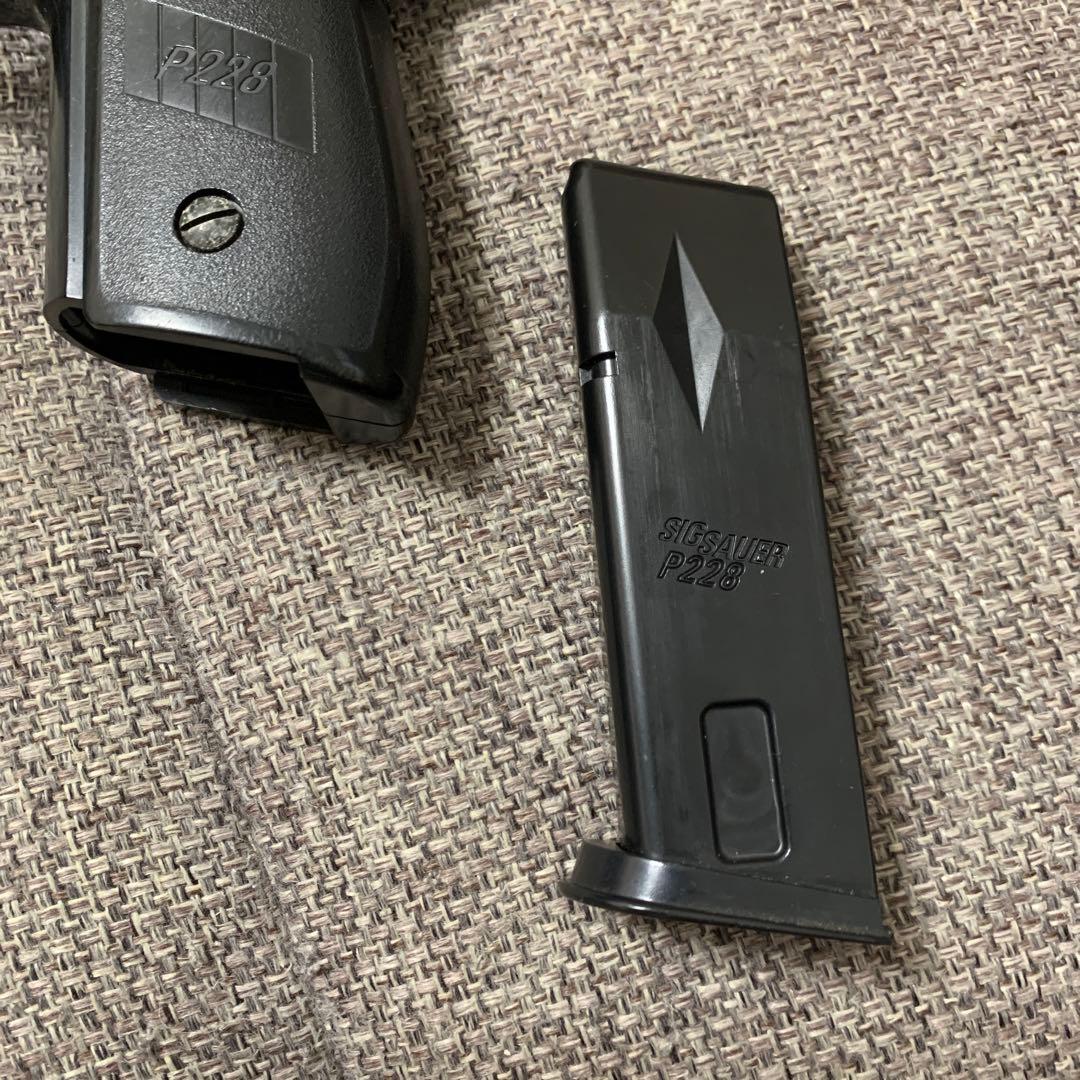 トイガン SIG SAUER P228 おもちゃ