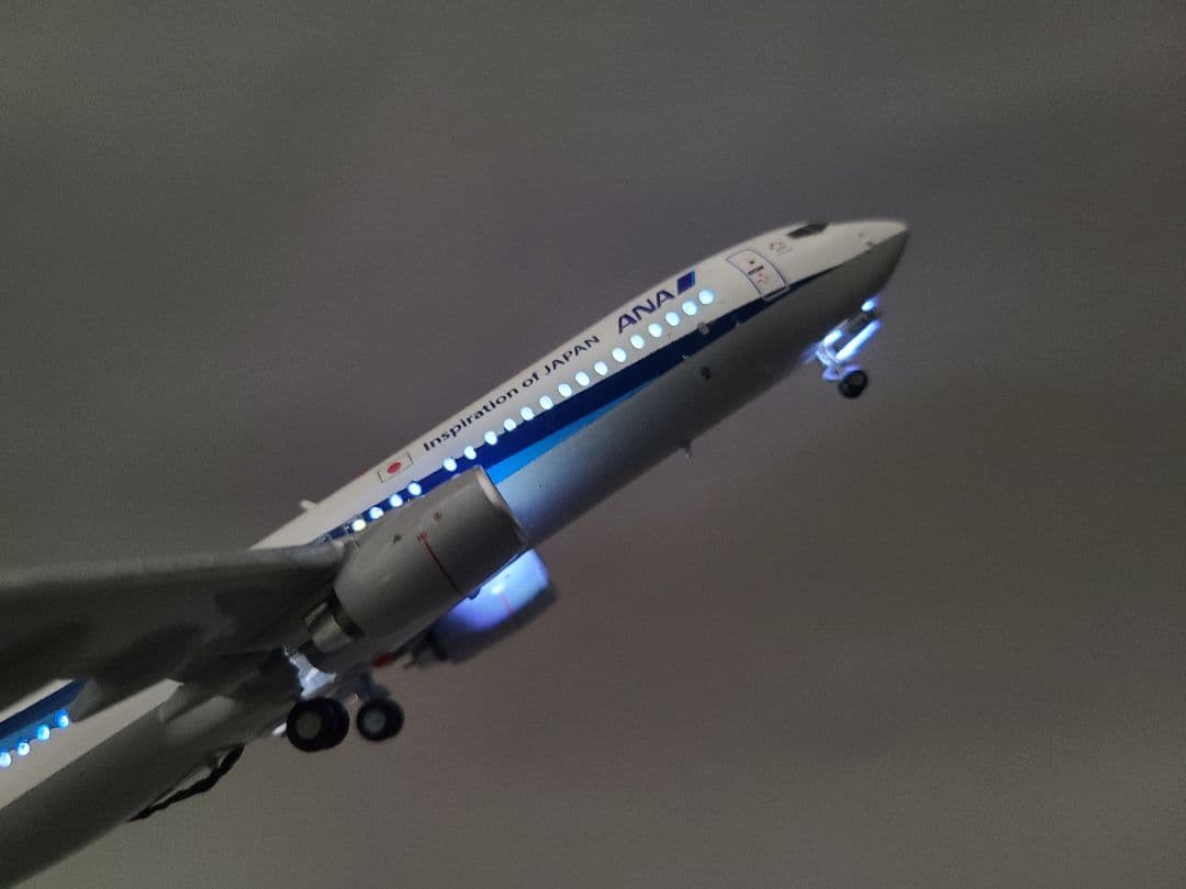 ANA ボーイング737-800 トリトンブルー完成品
