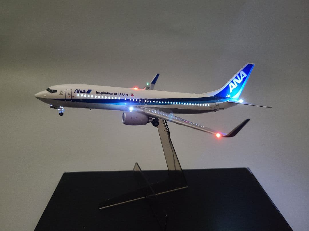ANA ボーイング737-800 トリトンブルー完成品