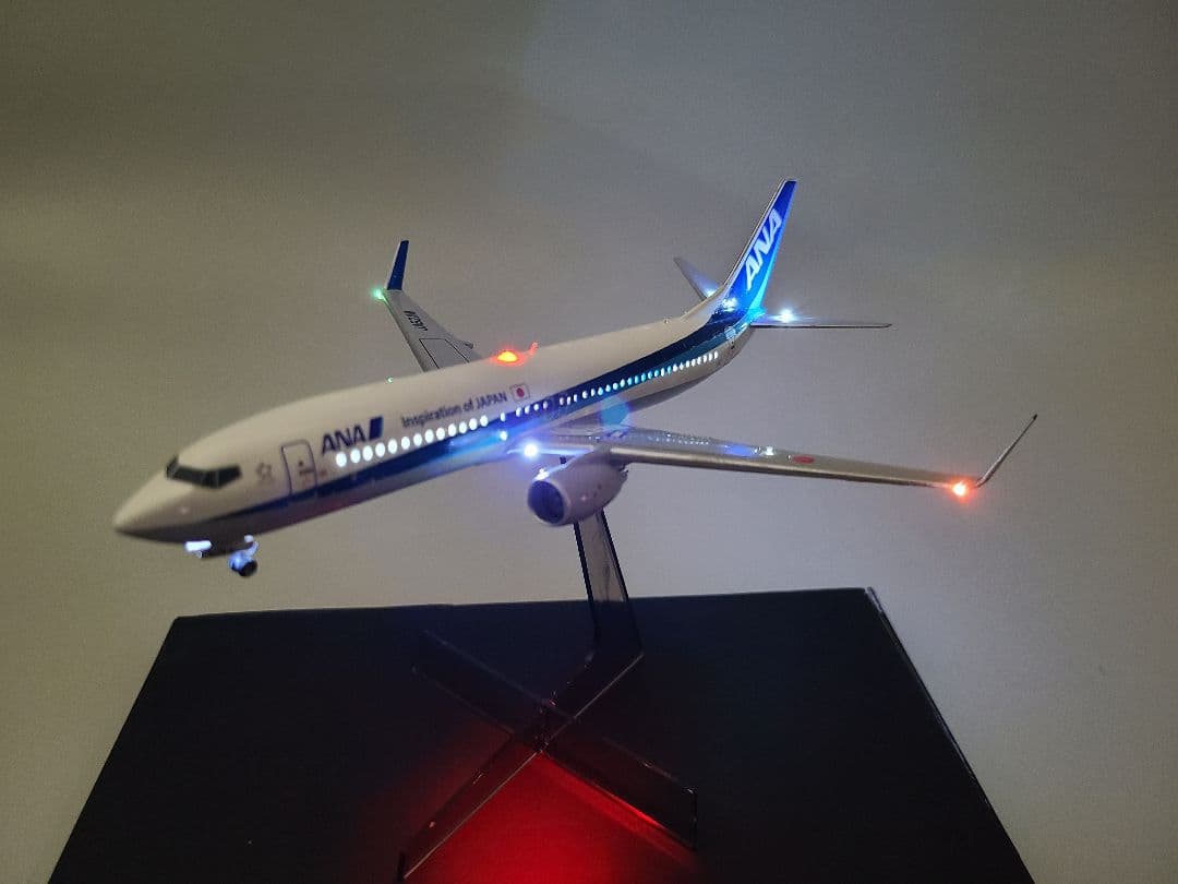 ANA ボーイング737-800 トリトンブルー完成品