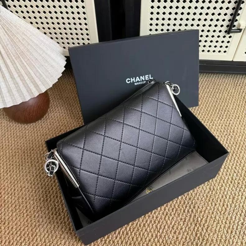 VIP ブラックレザー ノベルティショルダー