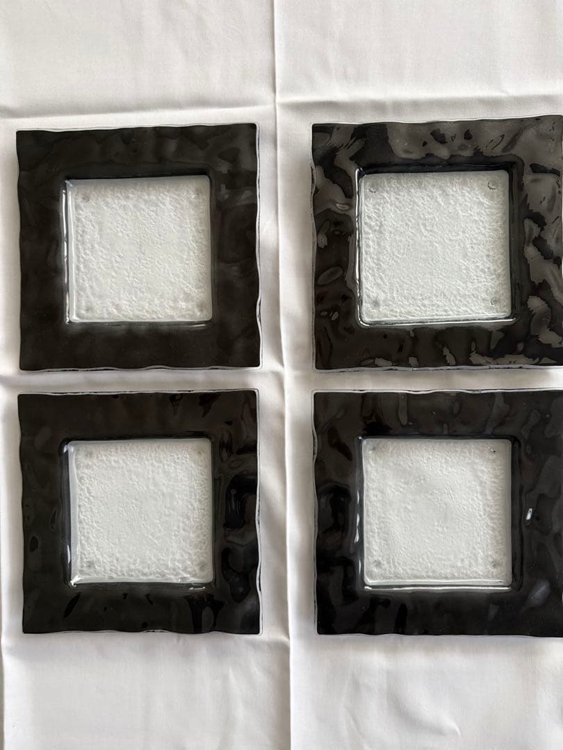 スペイン製グラススタジオ　ガラス角皿(ブラック)4枚セット