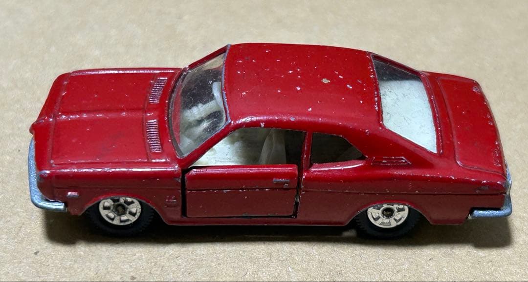 日本製 トミカ ホンダ 1300 クーペ9 ２台セット サーフキャリア