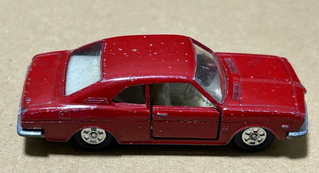 日本製 トミカ ホンダ 1300 クーペ9 ２台セット サーフキャリア