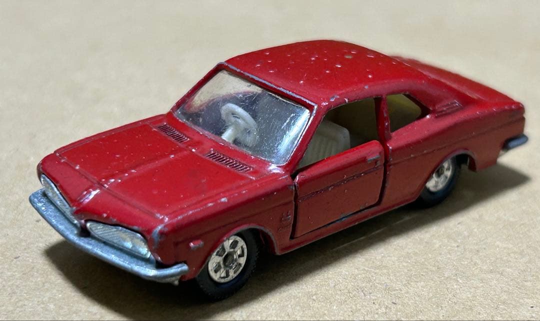日本製 トミカ ホンダ 1300 クーペ9 ２台セット サーフキャリア