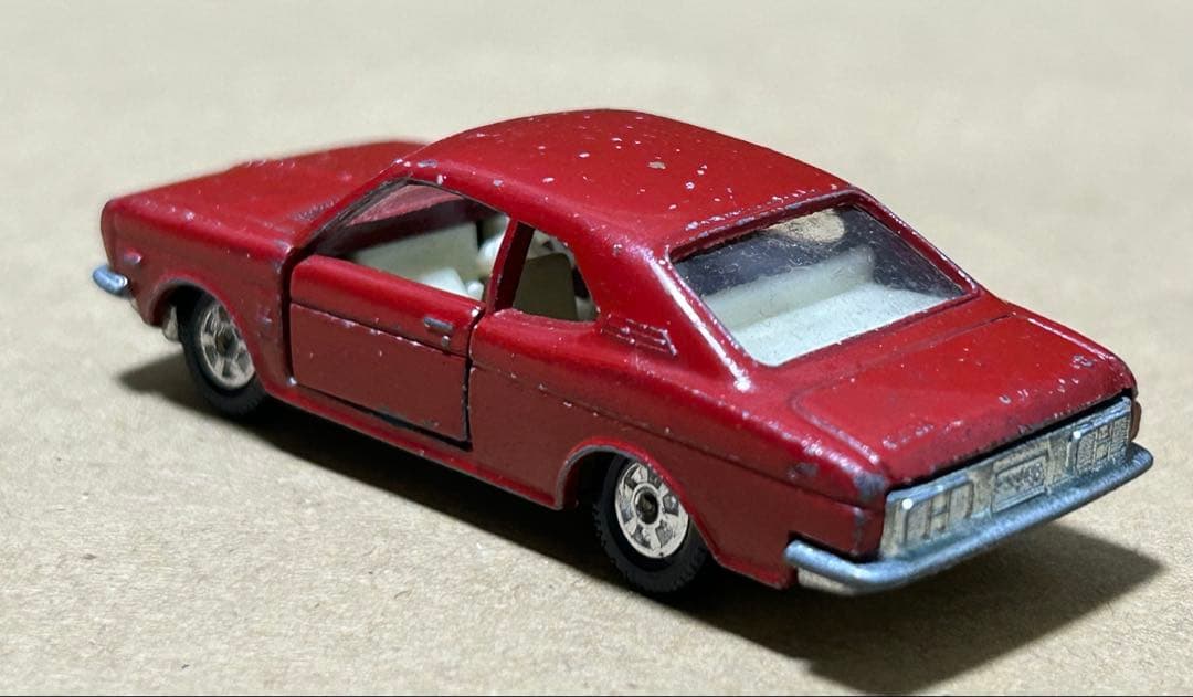 日本製 トミカ ホンダ 1300 クーペ9 ２台セット サーフキャリア