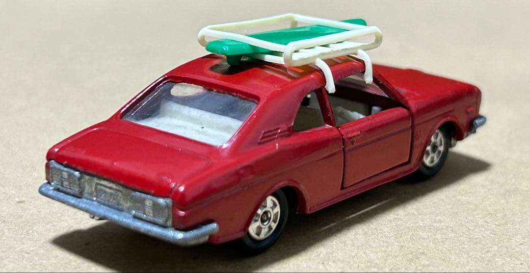 日本製 トミカ ホンダ 1300 クーペ9 ２台セット サーフキャリア