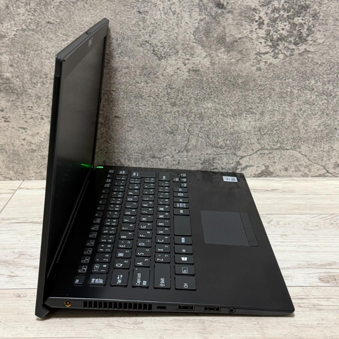 準美品/VAIO/ノートパソコン/10世代i5/Win11/オフィス/黒